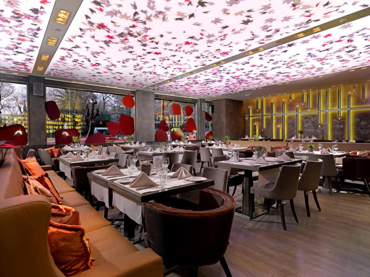 Radisson Blu Park Hotel Athens Luaran gambar Interior of the restaurant