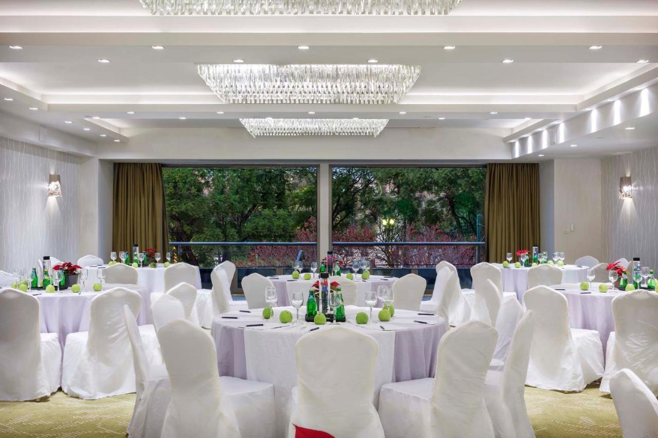 Radisson Blu Park Hotel Athens Luaran gambar The ballroom