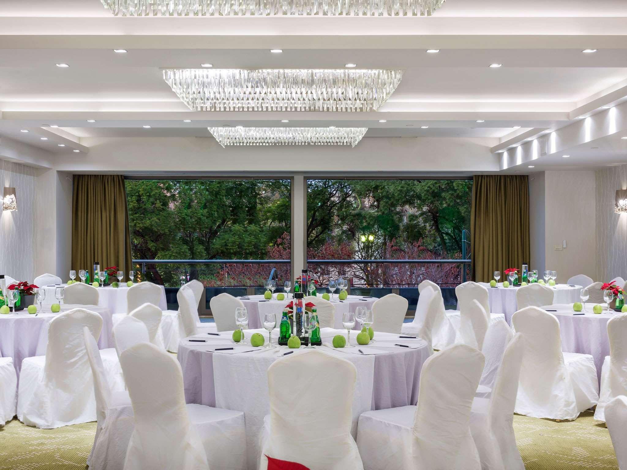 Radisson Blu Park Hotel Athens Luaran gambar The ballroom