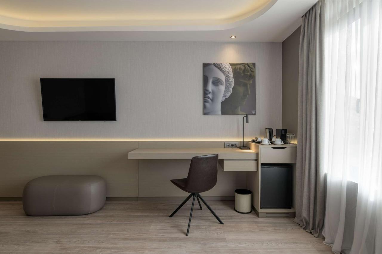Radisson Blu Park Hotel Athens Luaran gambar A room at the hotel