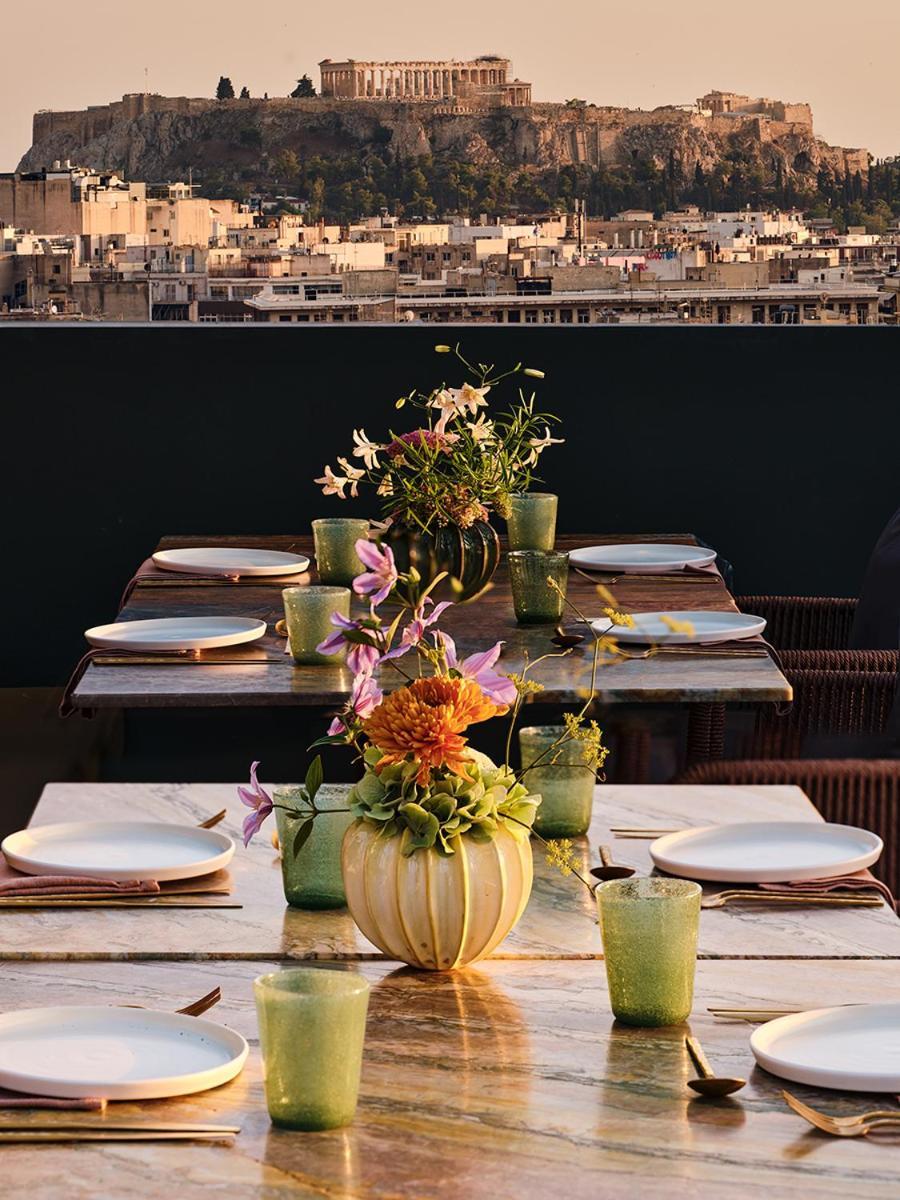Radisson Blu Park Hotel Athens Luaran gambar The Terrace at the London West Hollywood
