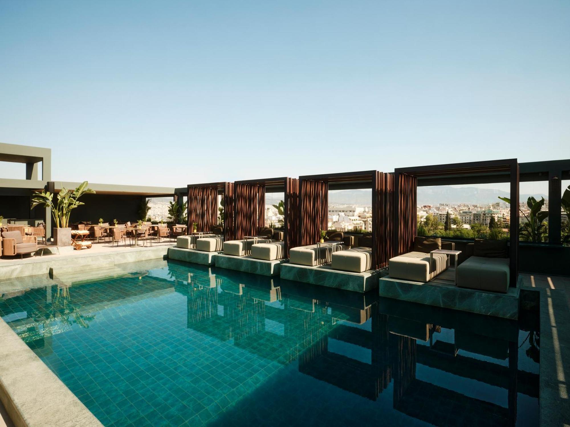 Radisson Blu Park Hotel Athens Luaran gambar The pool at the hotel